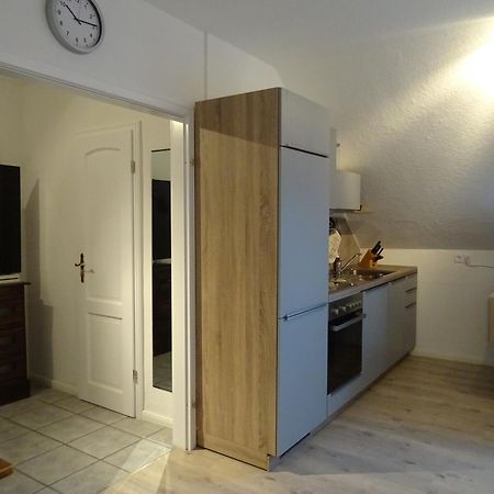Ferienwohnung Am Marktplatz - Zentrale Lage Vor Den Toren Flensburgs, Mit Vollstaendiger Ausstattung Und Balkon 哈里斯莱 外观 照片